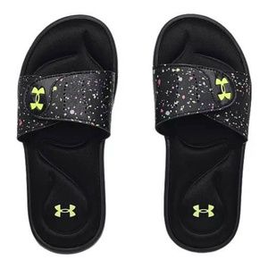 BRAND NEW youth under armour adjustable strap memory foam black slides / slipper